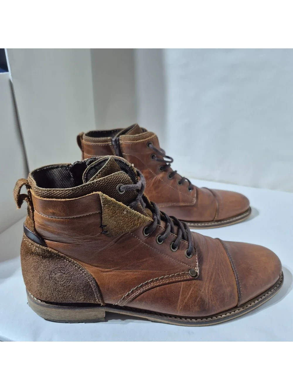 Bullboxer lavorazione artigiana